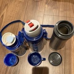 水筒の画像