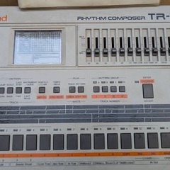 ローランド　TR-707の画像