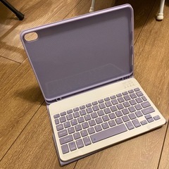 iPad Air用 ケースとキーボード 第5世代 第4世代 gen5 gen4の画像
