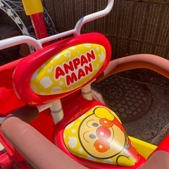 アンパンマン三輪車 日除け ステップの画像