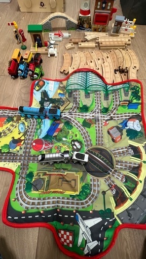木製トーマス　持ち運びバックつき