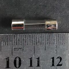 20mmヒューズ ガラス管ヒューズ 250V 0.2A 0.5A 1A 1.5A 2.5A 3A 4A 5A 10A 15Aの画像