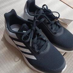 adidasスニーカー20センチ