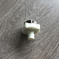 洗濯機の給水ホースと水道の蛇口お接続するためのニップルの画像