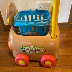 アンパンマン　ショッピングカートの画像