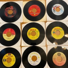 貴重品！レゲエ7インチレコード42枚の画像