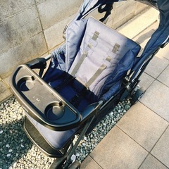 カトージ 二人乗りベビーカー の画像