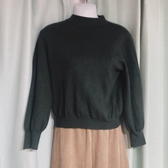 1369.Linlouce しまむらダークグリーン ニット Mサイズ☆