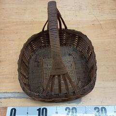 0528-030 【無料】 カゴの画像