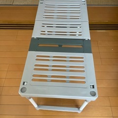 押入れ収納ラックの画像
