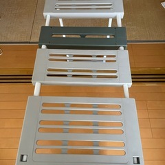 押入れ収納ラックの画像