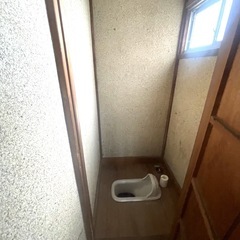 生活便利な場所で駐車スペース５台以上！２棟一括！想定利回り27％以上 − 茨城県