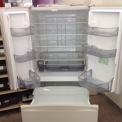 ジモティー見た！で5%OFF【6ドア冷凍冷蔵庫】TOSHIBA 東芝 GR-T550FH