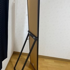 全身鏡の画像