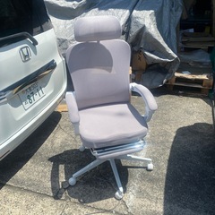オフィスチェア　新品　オットマン付き