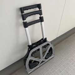 アルミ製折りたたみキャリーカートの画像