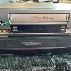 ジャンク品ビデオデッキ2台