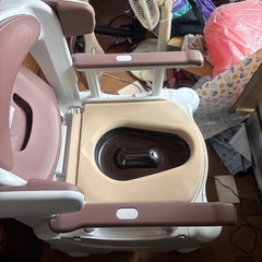 ポータブルトイレの画像