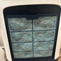 日立　除湿機　HJS-DR601の画像