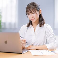 在宅で働けるパソコン教室の事務スタッフ