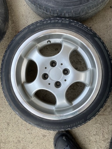 15インチ 6.5j ＋35  pcd100 4穴 軽