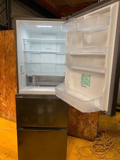 冷蔵庫番号36 Hisense 2020年製 大阪府内全域配達無料 保管場所での