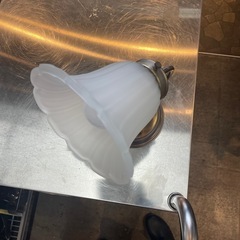 【引き取り限定】中古品　ウォールランプ　ライト　照明　花の画像