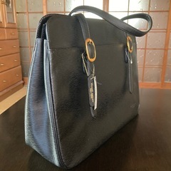 【新品未使用】マリーアスキュー　レディース　本革ビジネストートバ...