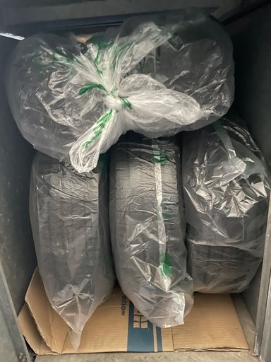 日産セレナ使用スタッドレスタイヤ