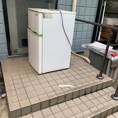 パソコン、冷蔵庫