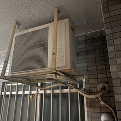 0円　ルームエアコン　取り外し　引き取れる方　の画像