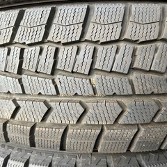 DUNLOP 185/65R15 24年製＋23年製　冬タイヤの画像