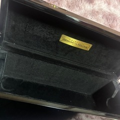 アルマンドゴールドケース小物入れの画像