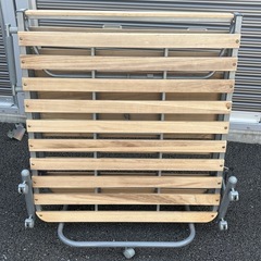 折り畳みベッド　シングル