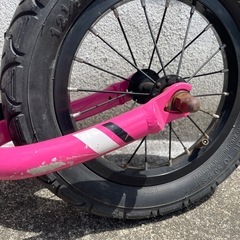 子供用自転車 TREK Kickste12インチ　ピンク キックバイクの画像