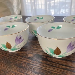 きれいな模様の　湯呑み茶碗　5個の画像