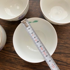 きれいな模様の　湯呑み茶碗　5個の画像