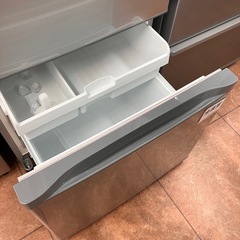 🧊TOSHIBA 東芝🧊330L冷蔵庫🧊2018年式🧊GR-K33S🧊6041の画像
