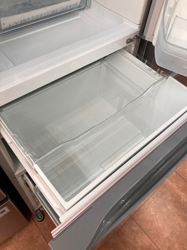7/3 値下げ?TOSHIBA 東芝?330L冷蔵庫?2018年式?GR-K33S?6041