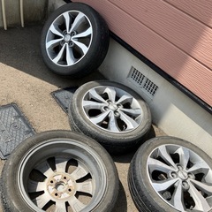 日産ホイールタイヤ4本の画像