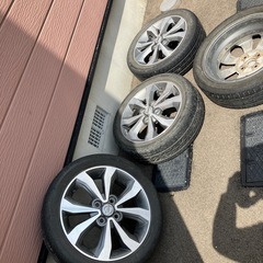 日産ホイールタイヤ4本の画像