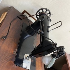 PINE ミシン 足踏みミシン 折りたたみミシン台 ヴィンテージ ジャンク品の画像