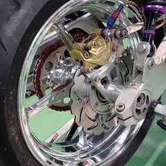 ゼファー1100 バイク　カワサキ　Z2使用の画像