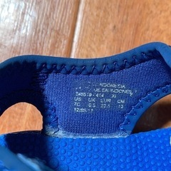 ¥0　NIKEキッズサンダルの画像