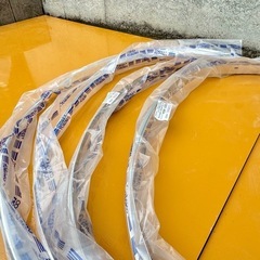 マスタング1967年用 オーバーフェンダーカバー FD01- W01〜W04 67-68 WHEEL OPENING MOULDING， 車両一式前後分の画像