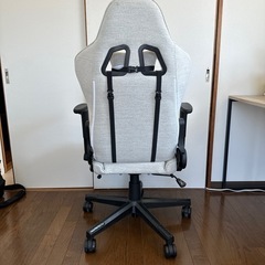 【受け渡し決まりました】ファブリック素材  ゲーミングチェアの画像