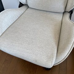 【受け渡し決まりました】ファブリック素材  ゲーミングチェアの画像