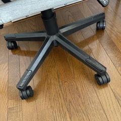 【受け渡し決まりました】ファブリック素材  ゲーミングチェアの画像