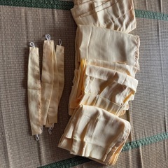 カーテン黄色4枚