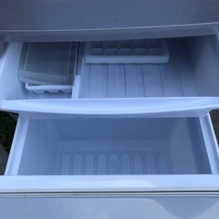 シャープ 冷蔵庫 小型 137ℓ ノンフロン 単身用 の画像